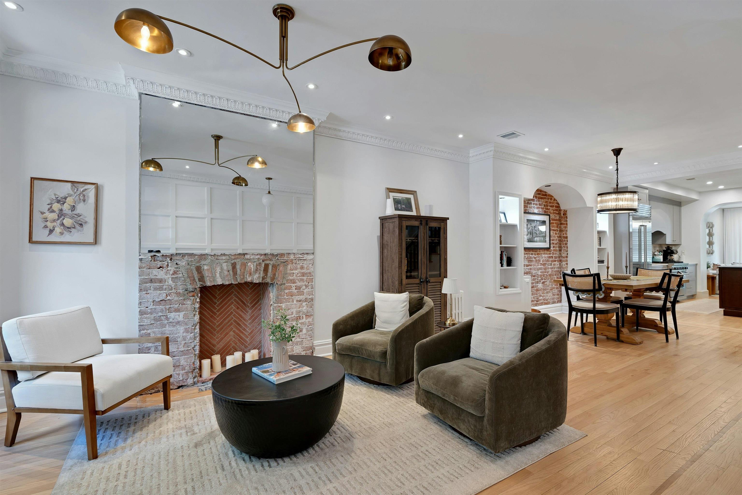 1008 PARK AVE