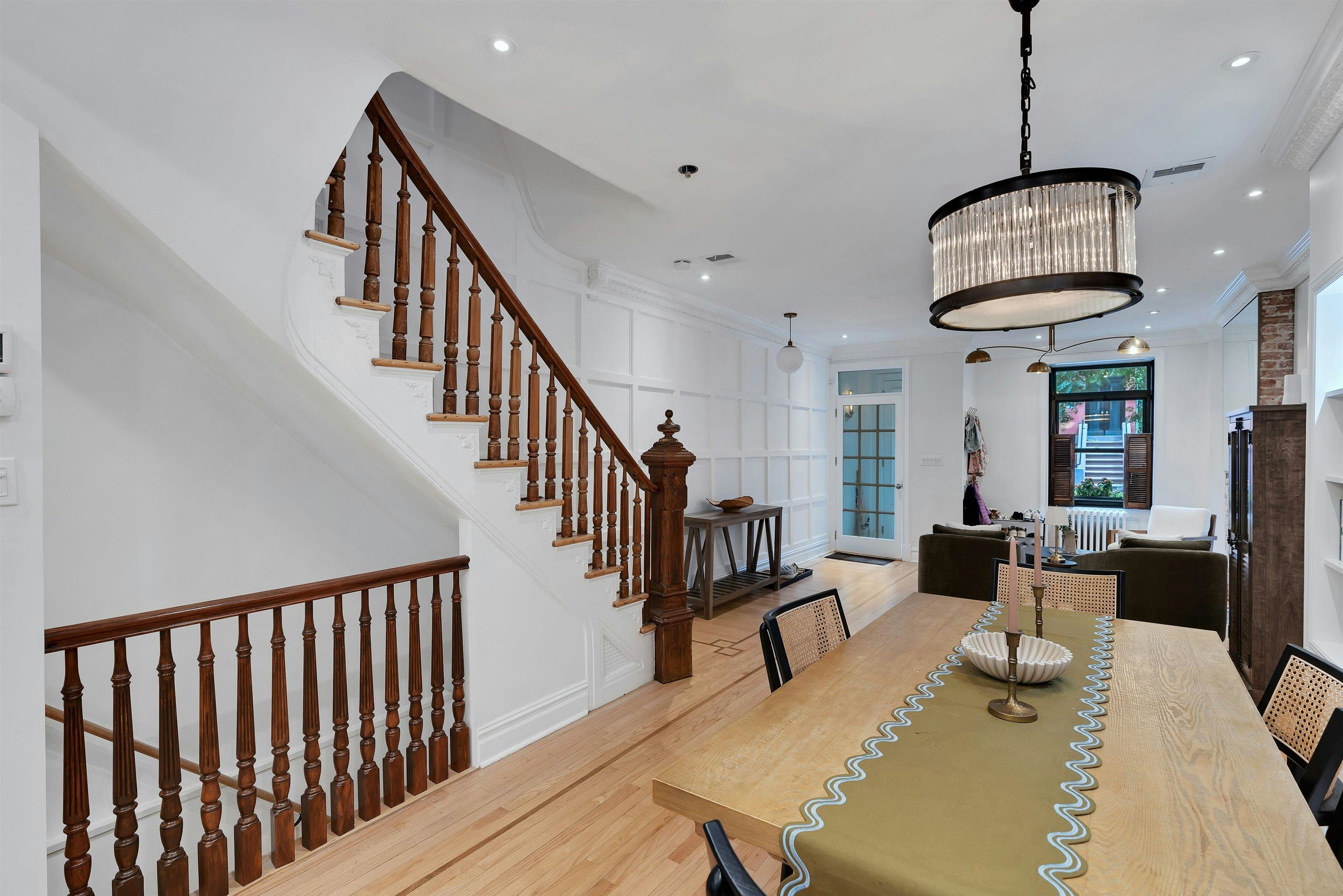 1008 PARK AVE