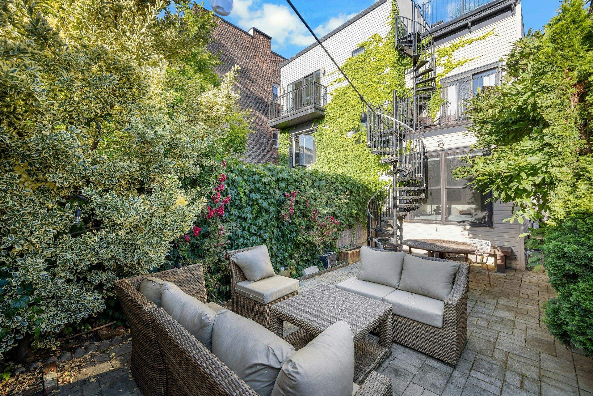 145 WEBSTER AVE
