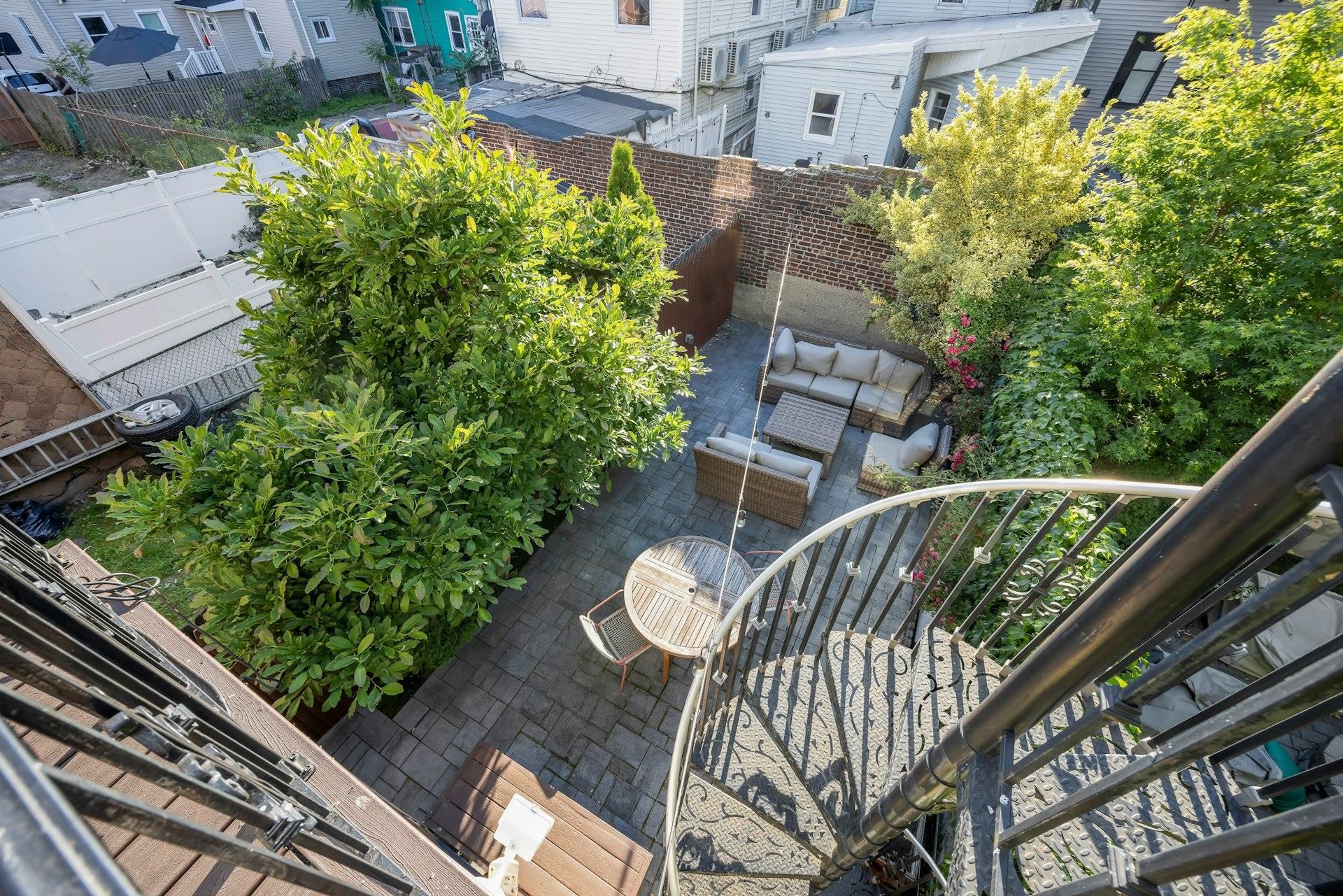 145 WEBSTER AVE