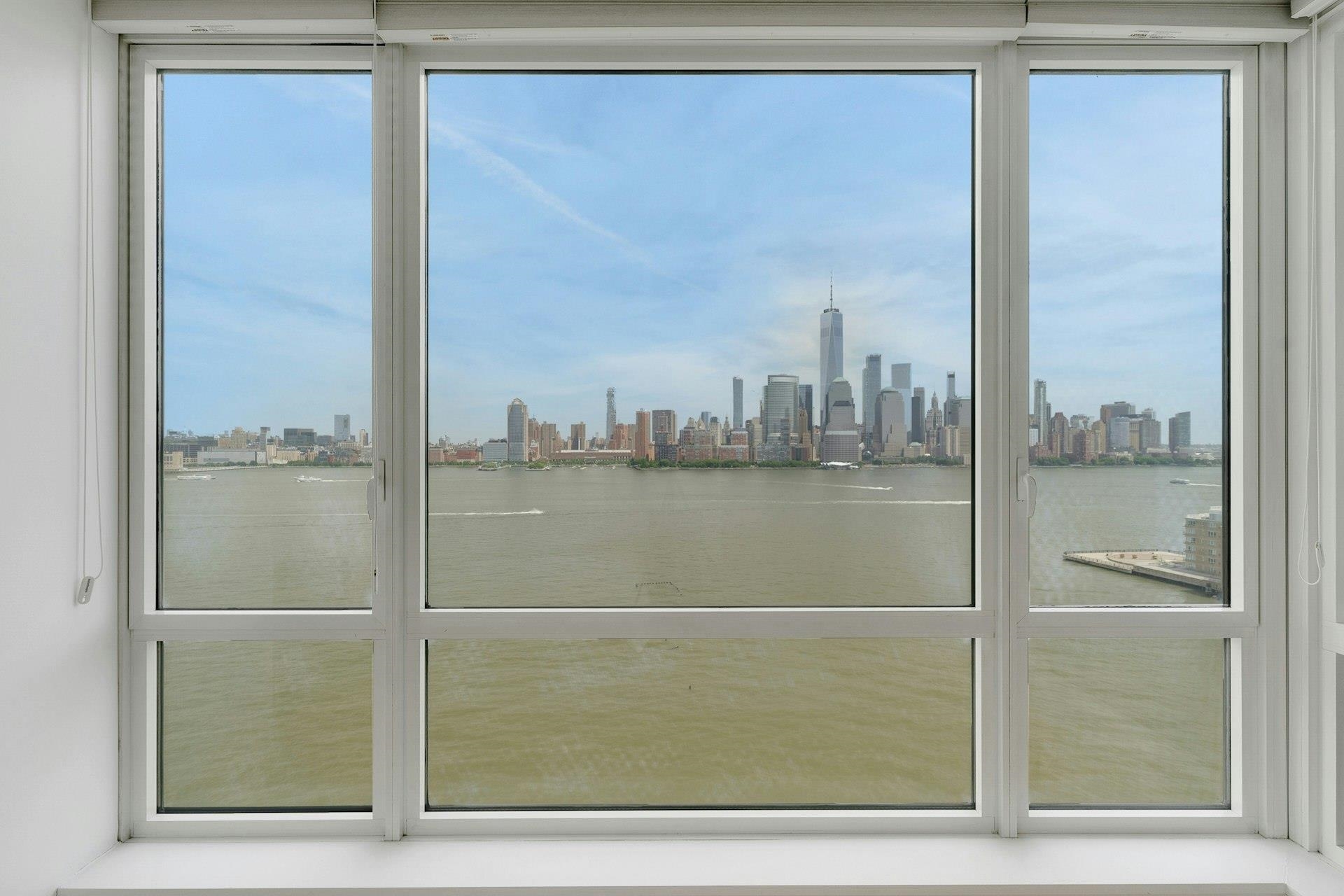 2 2ND ST Unit: 1605