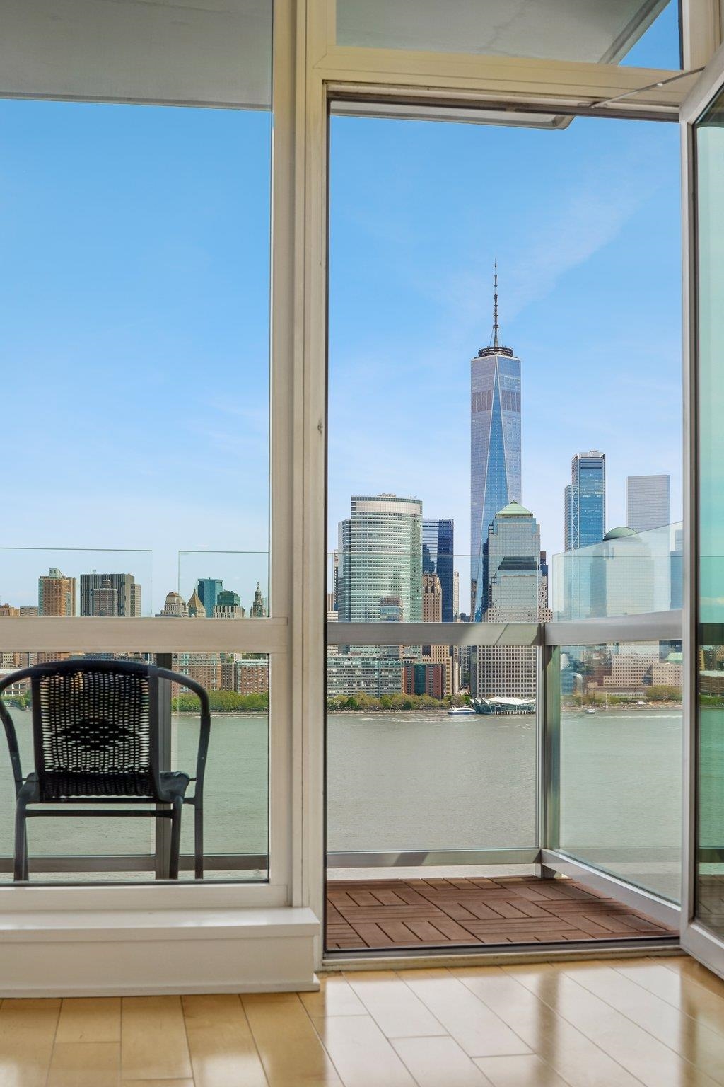 2 2ND ST Unit: 1605