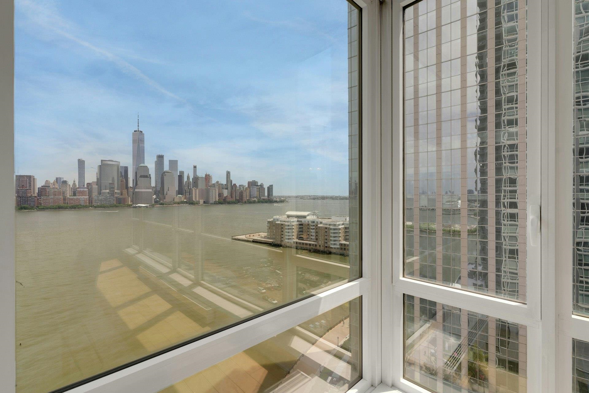 2 2ND ST Unit: 1605