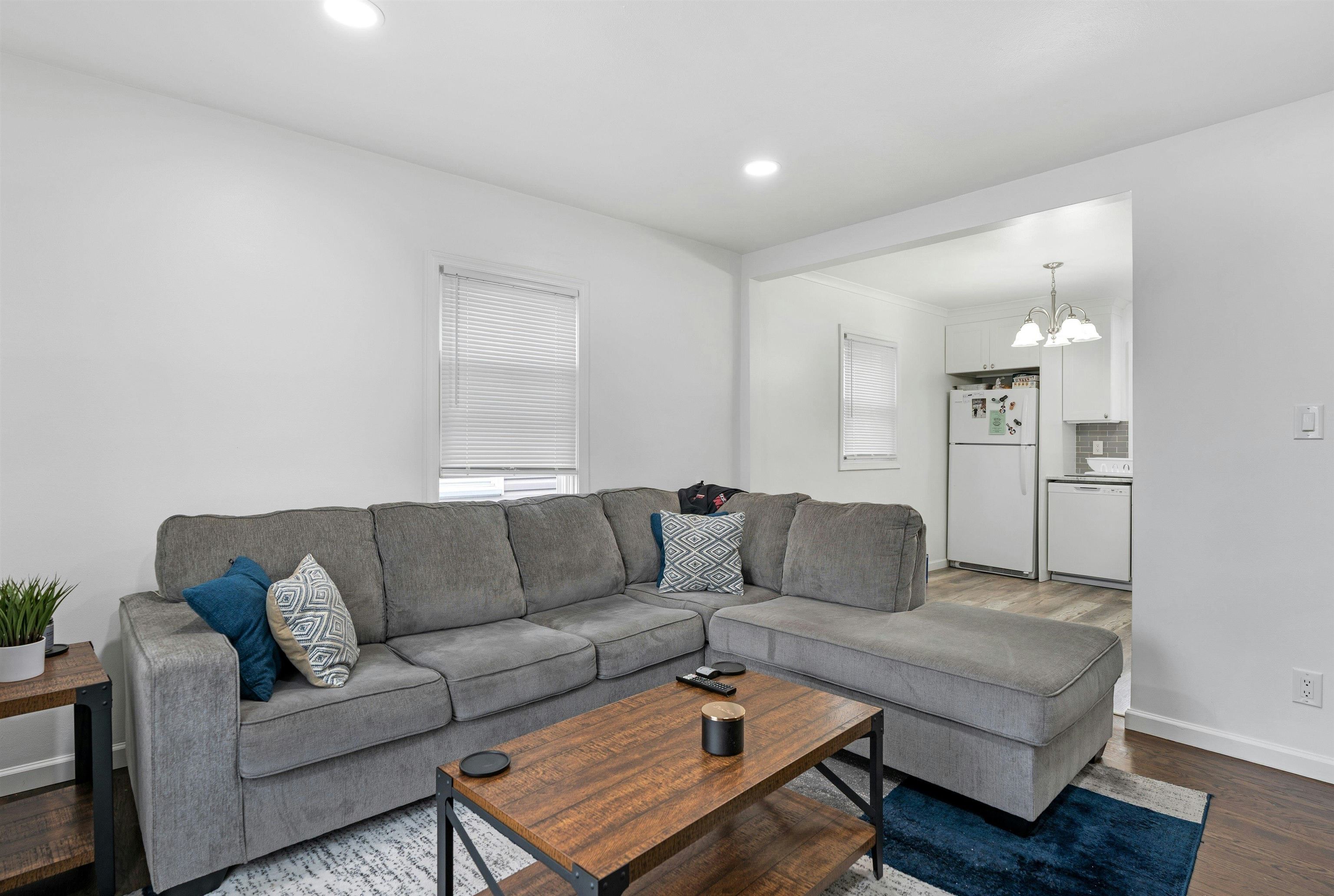 51 EAST 14TH ST