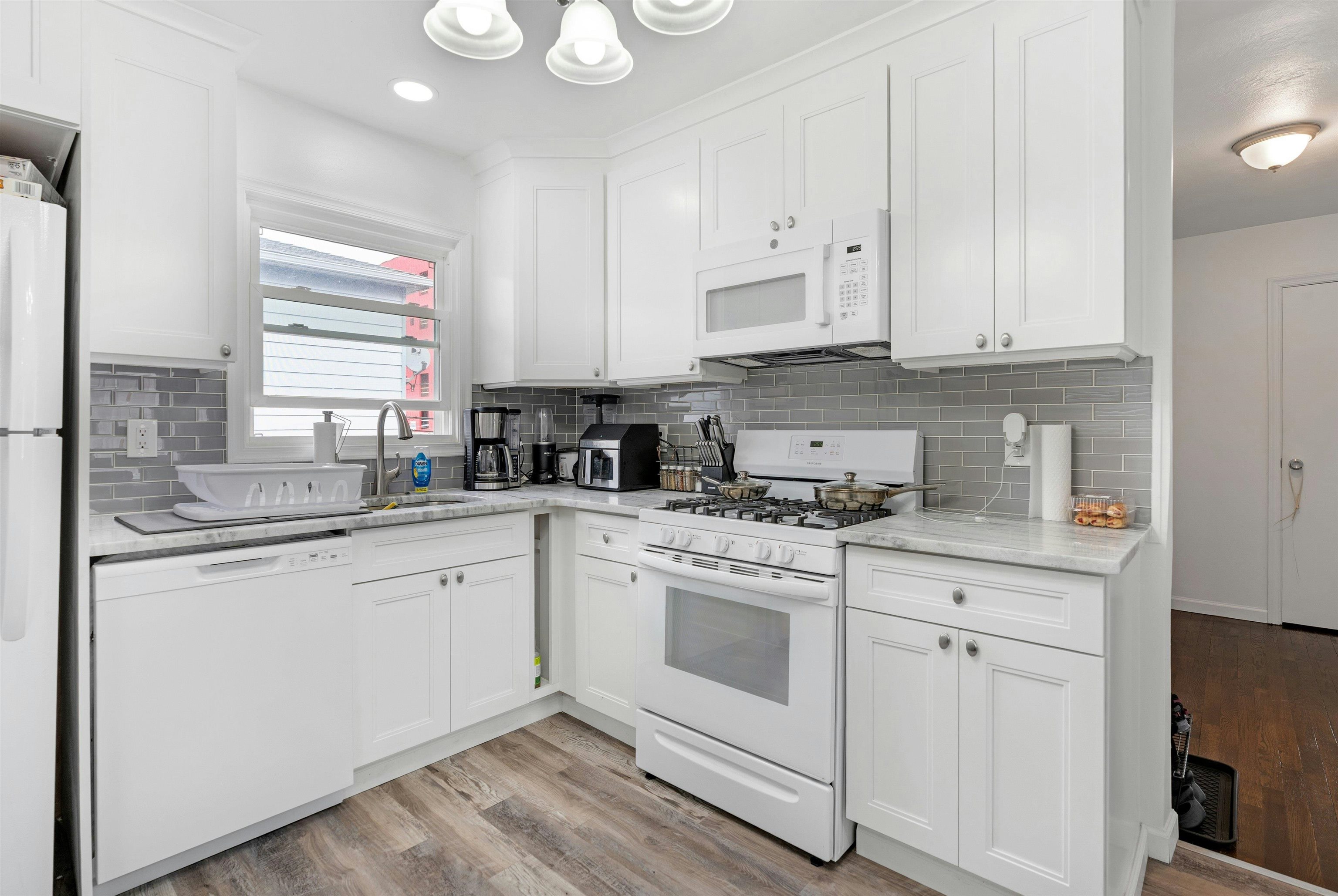 51 EAST 14TH ST