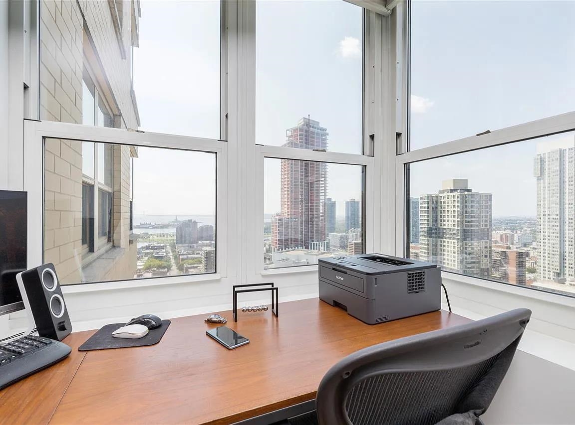 88 MORGAN ST Unit: 3809