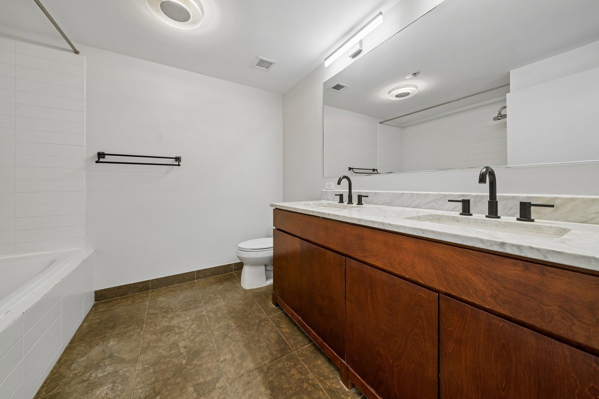 88 MORGAN ST Unit: 3809