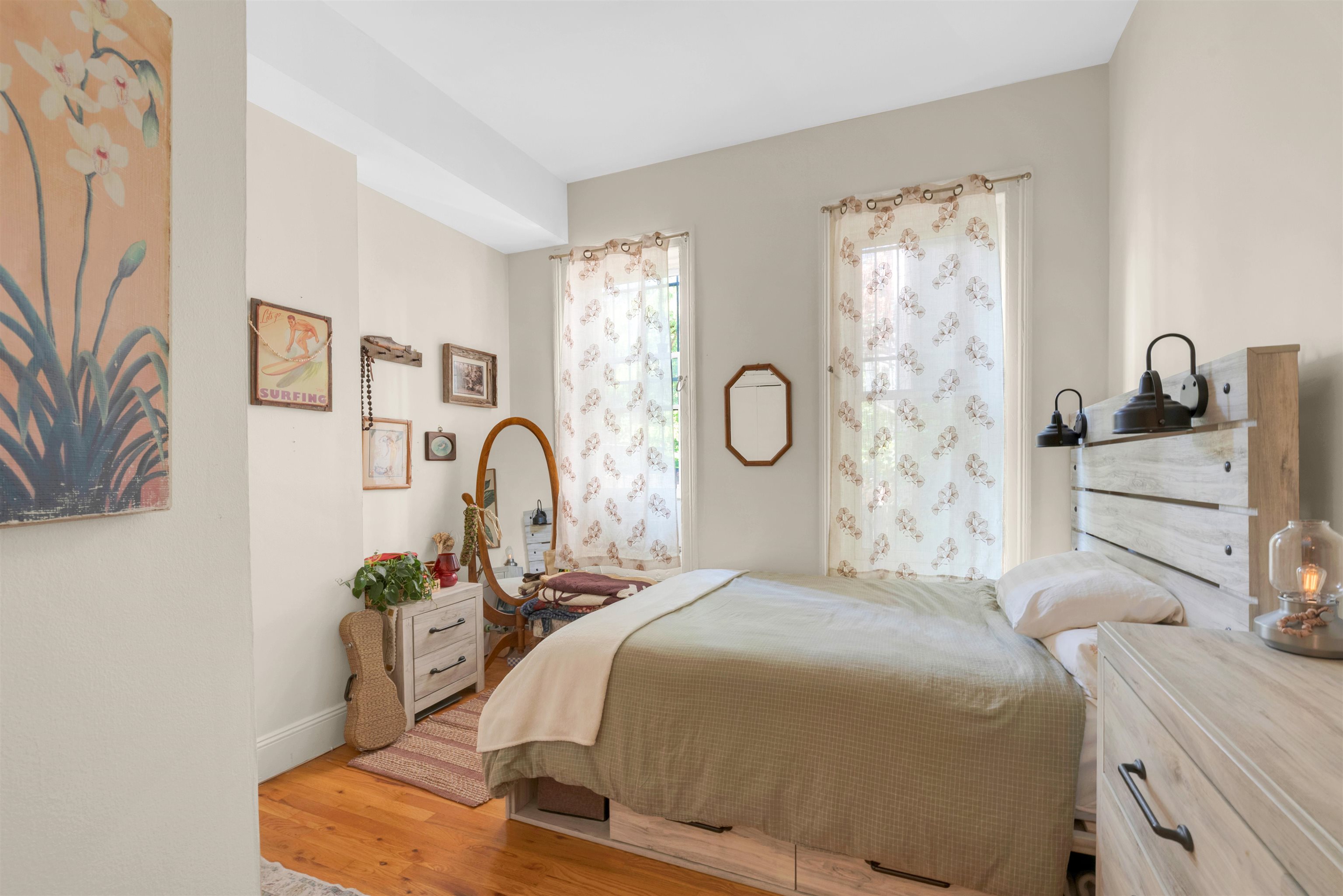 299 8TH ST Unit: 1L