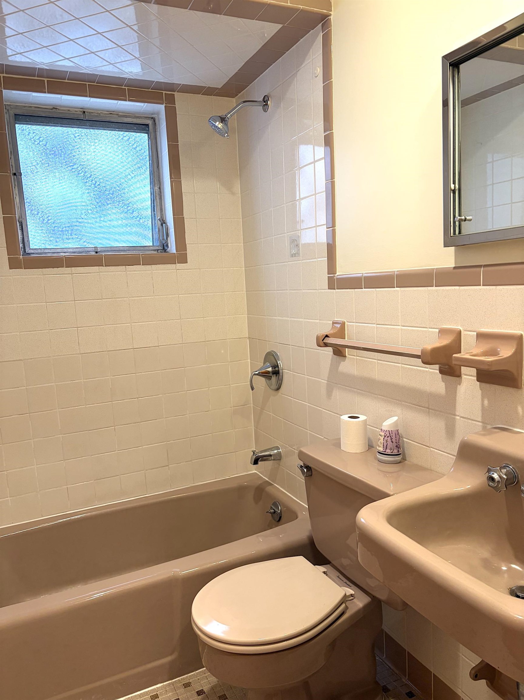 314 WEBSTER AVE Unit: 2