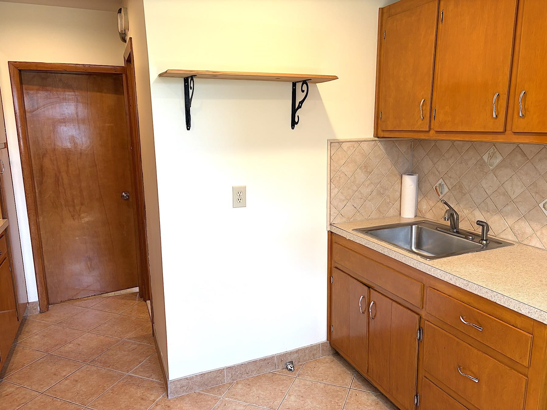 314 WEBSTER AVE Unit: 2