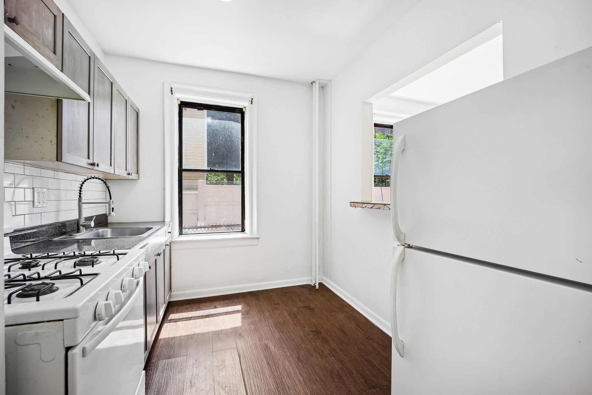 429 FAIRMOUNT AVE Unit: 104
