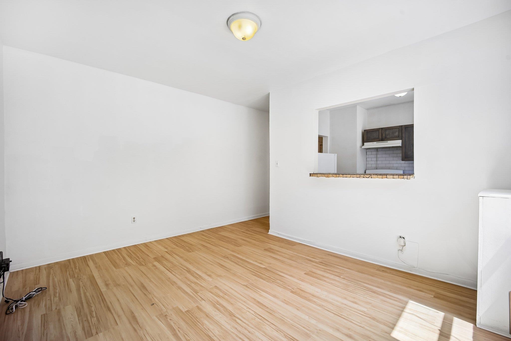 429 FAIRMOUNT AVE Unit: 104