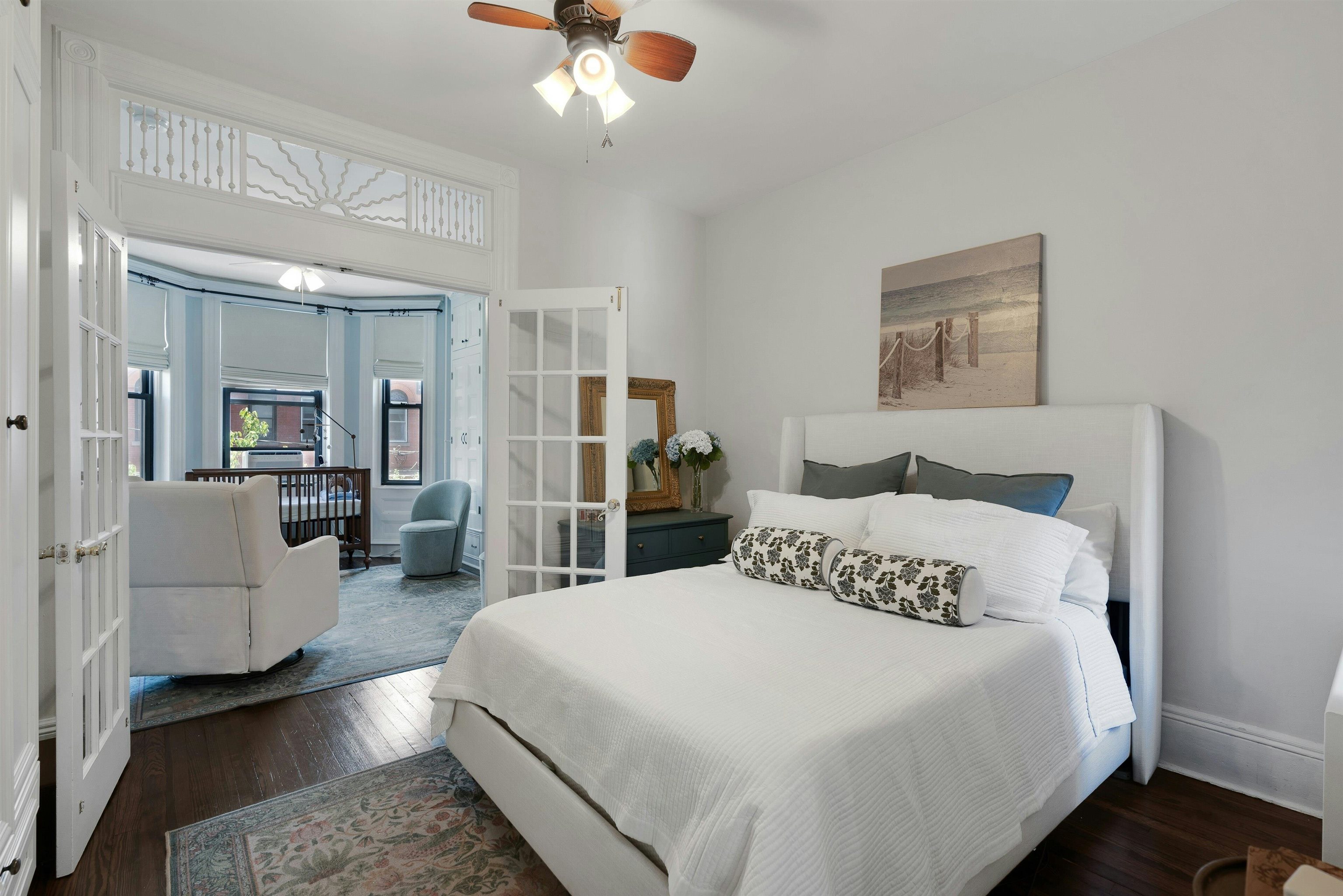 1112 PARK AVE Unit: 2L
