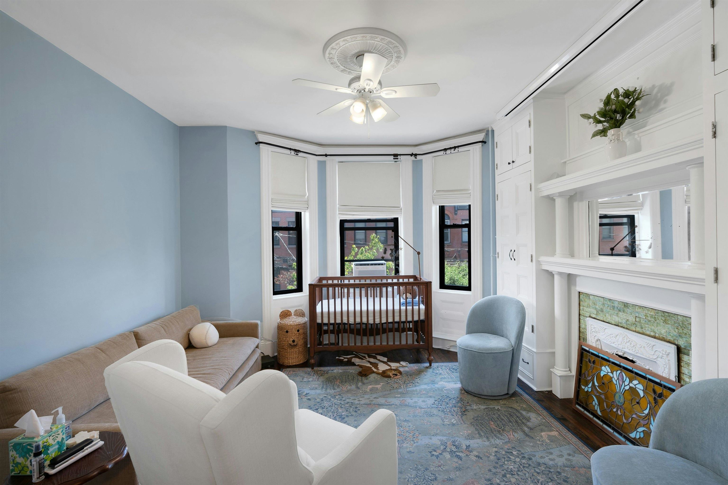 1112 PARK AVE Unit: 2L