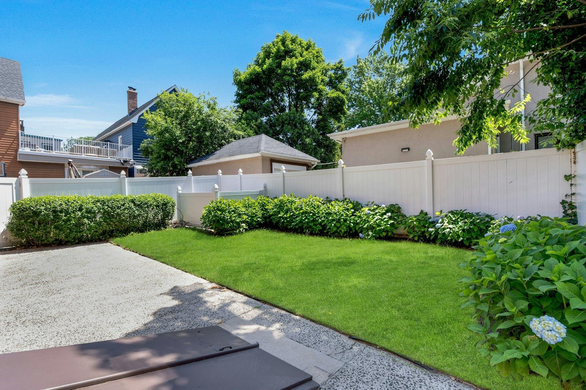 46 AVENUE B