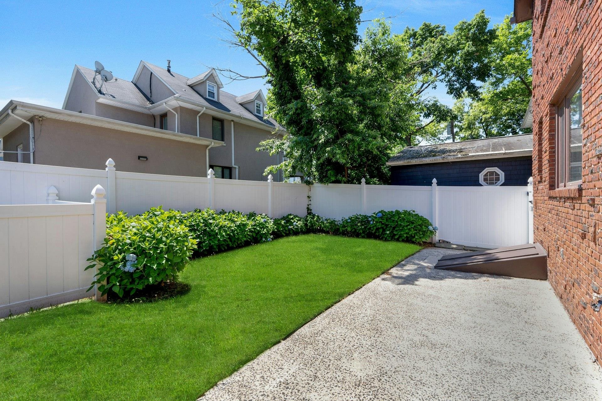 46 AVENUE B