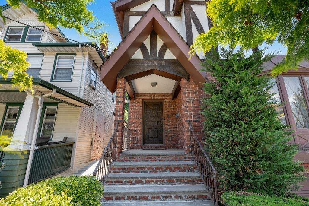 46 AVENUE B