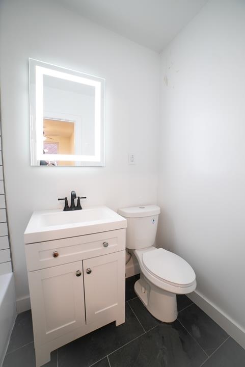 206 48TH ST Unit: 3
