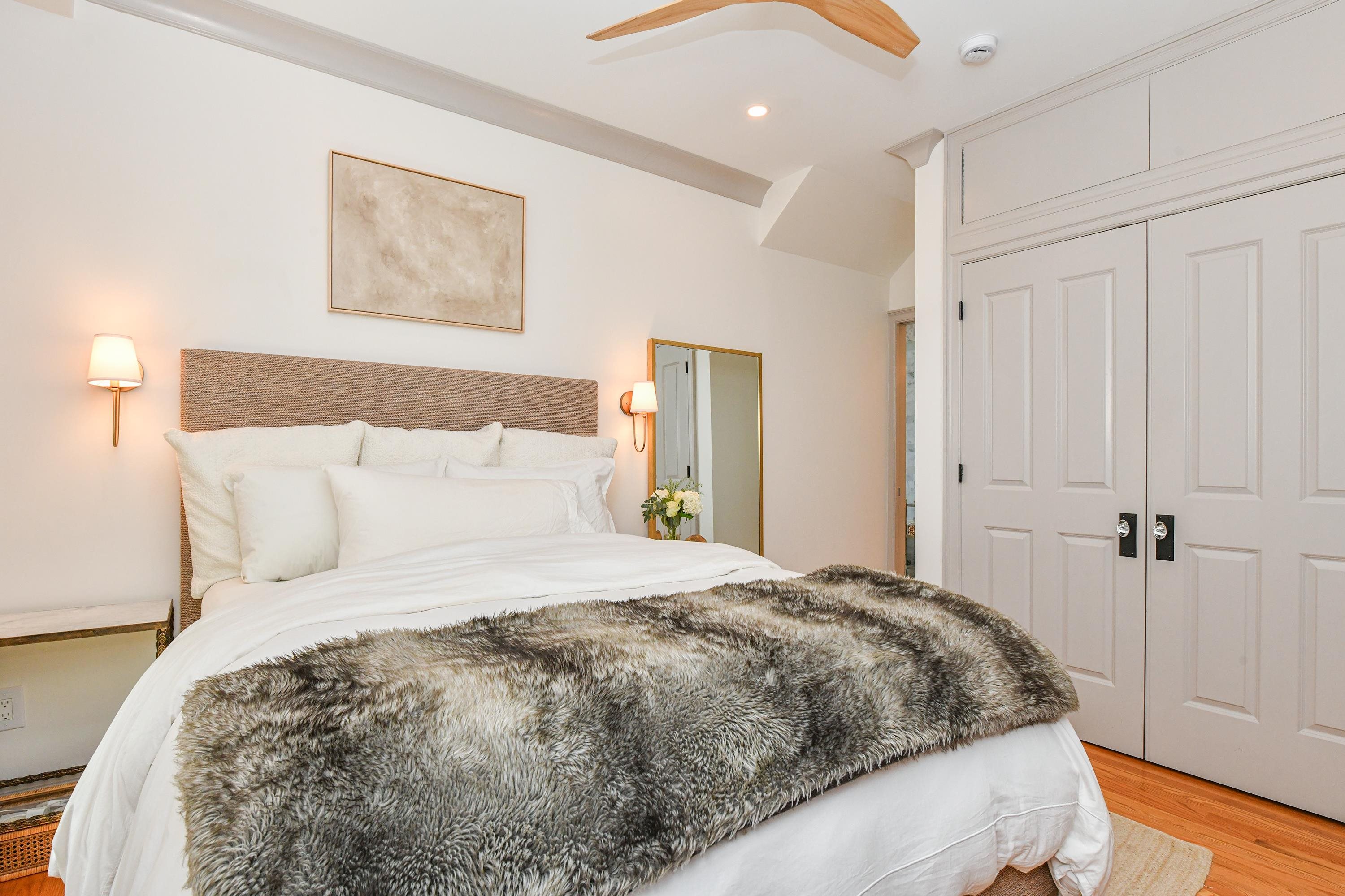 500 HUDSON ST Unit: 1B