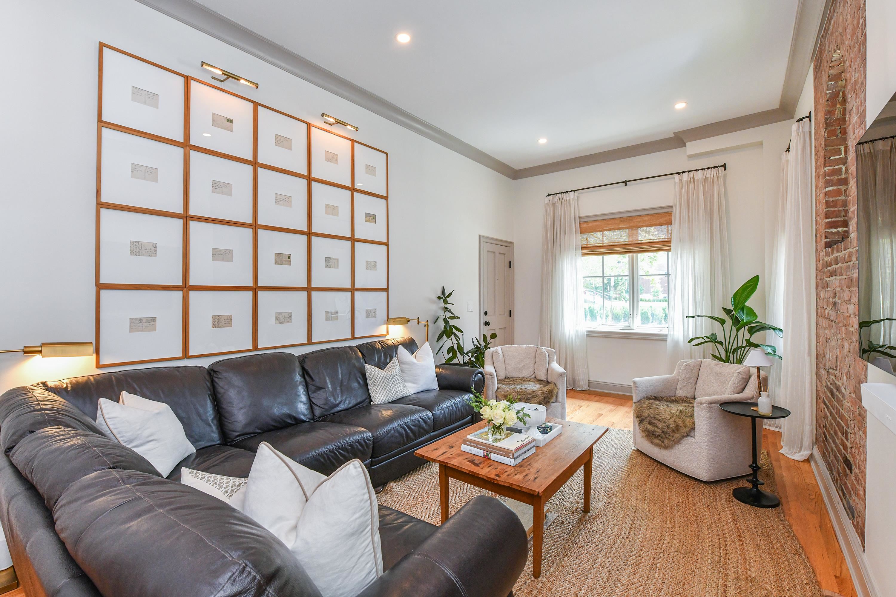 500 HUDSON ST Unit: 1B
