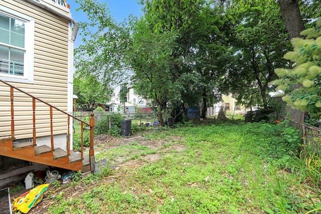 20 GARDNER AVE Unit: 2