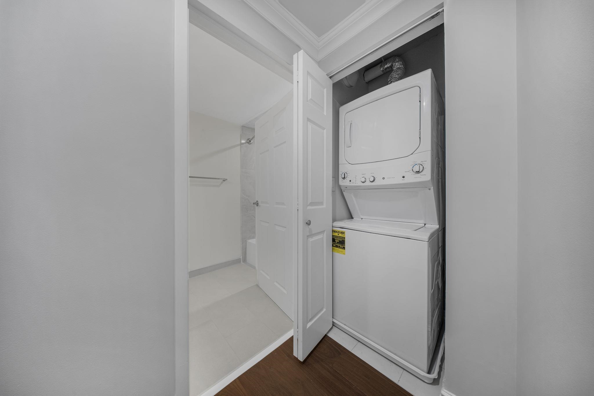 2 CONSTITUTION CT Unit: 707