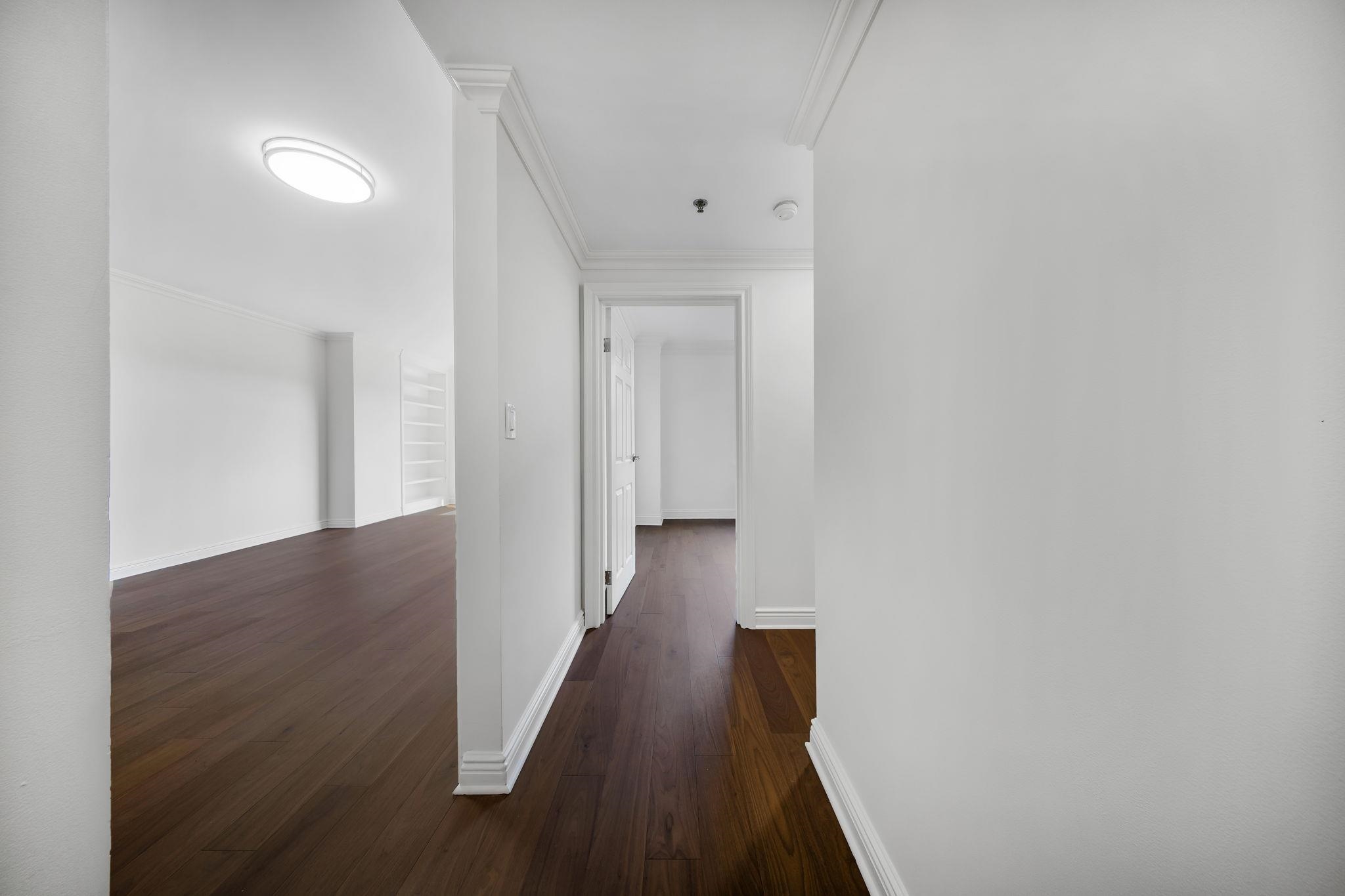 2 CONSTITUTION CT Unit: 707