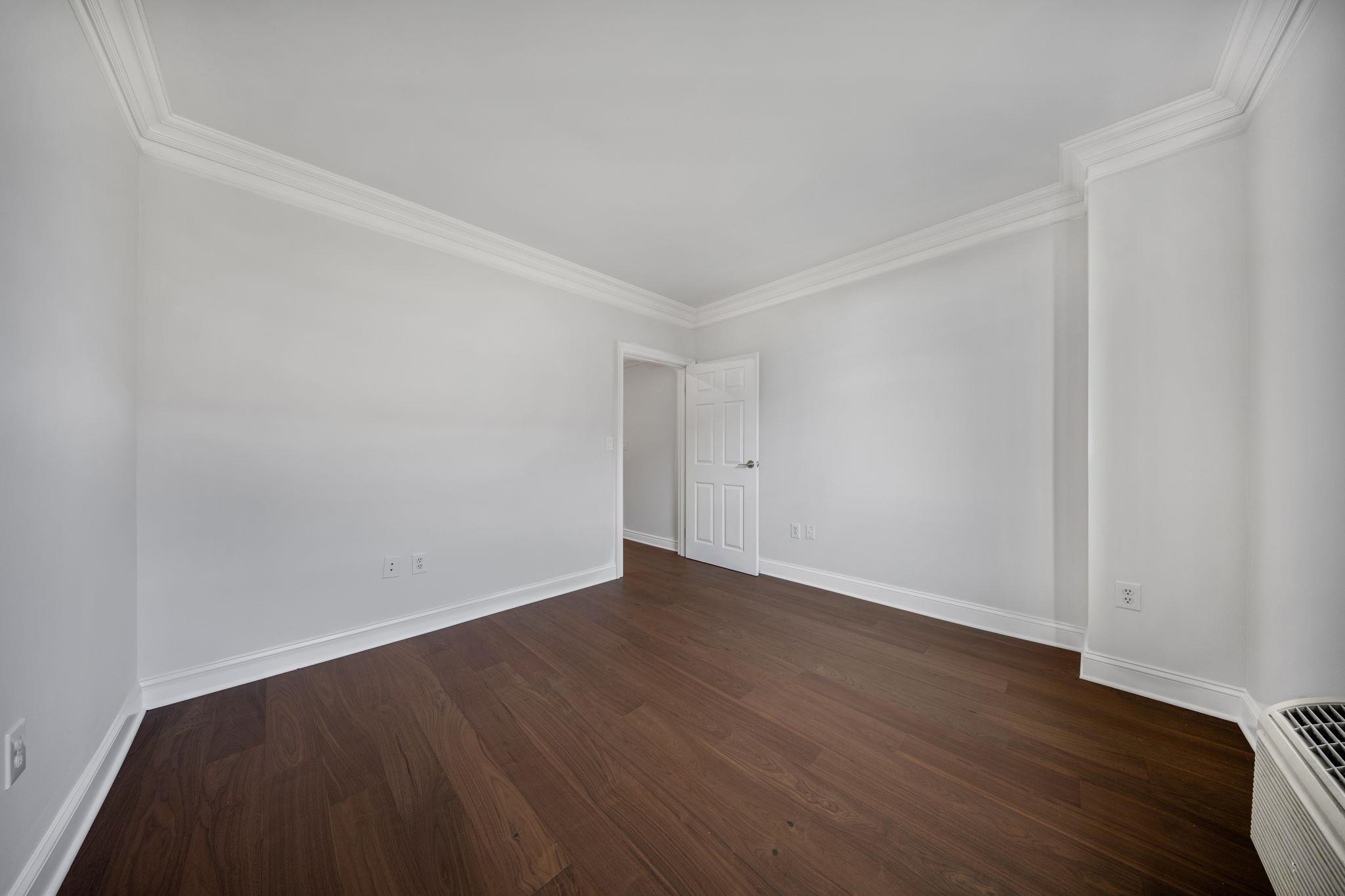 2 CONSTITUTION CT Unit: 707