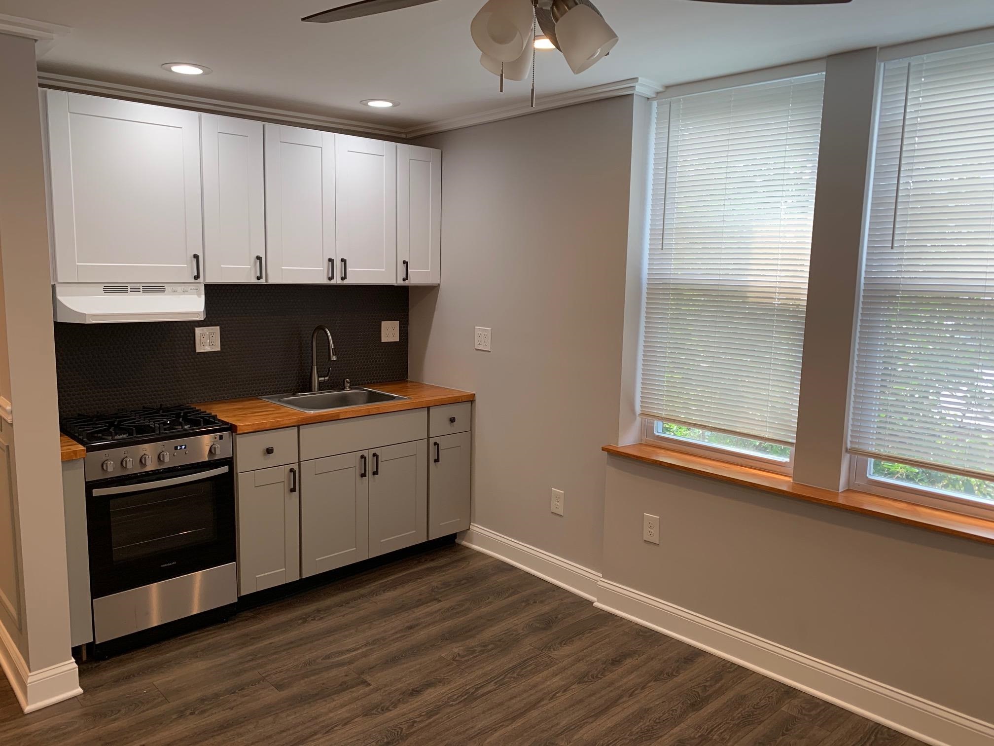 6109 MONROE PL Unit: D4
