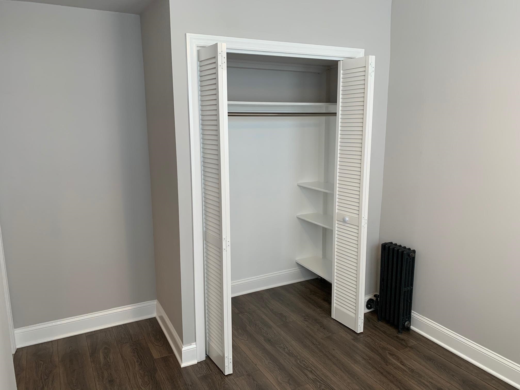 6109 MONROE PL Unit: D4