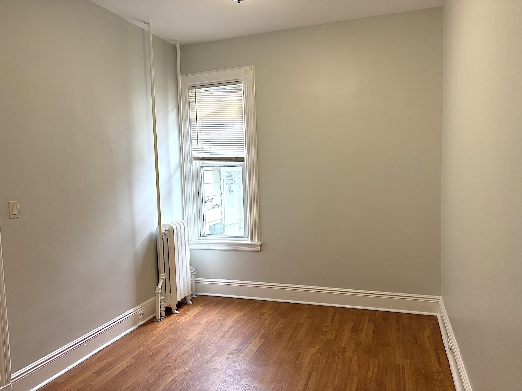 111 MAPLE ST Unit: 1