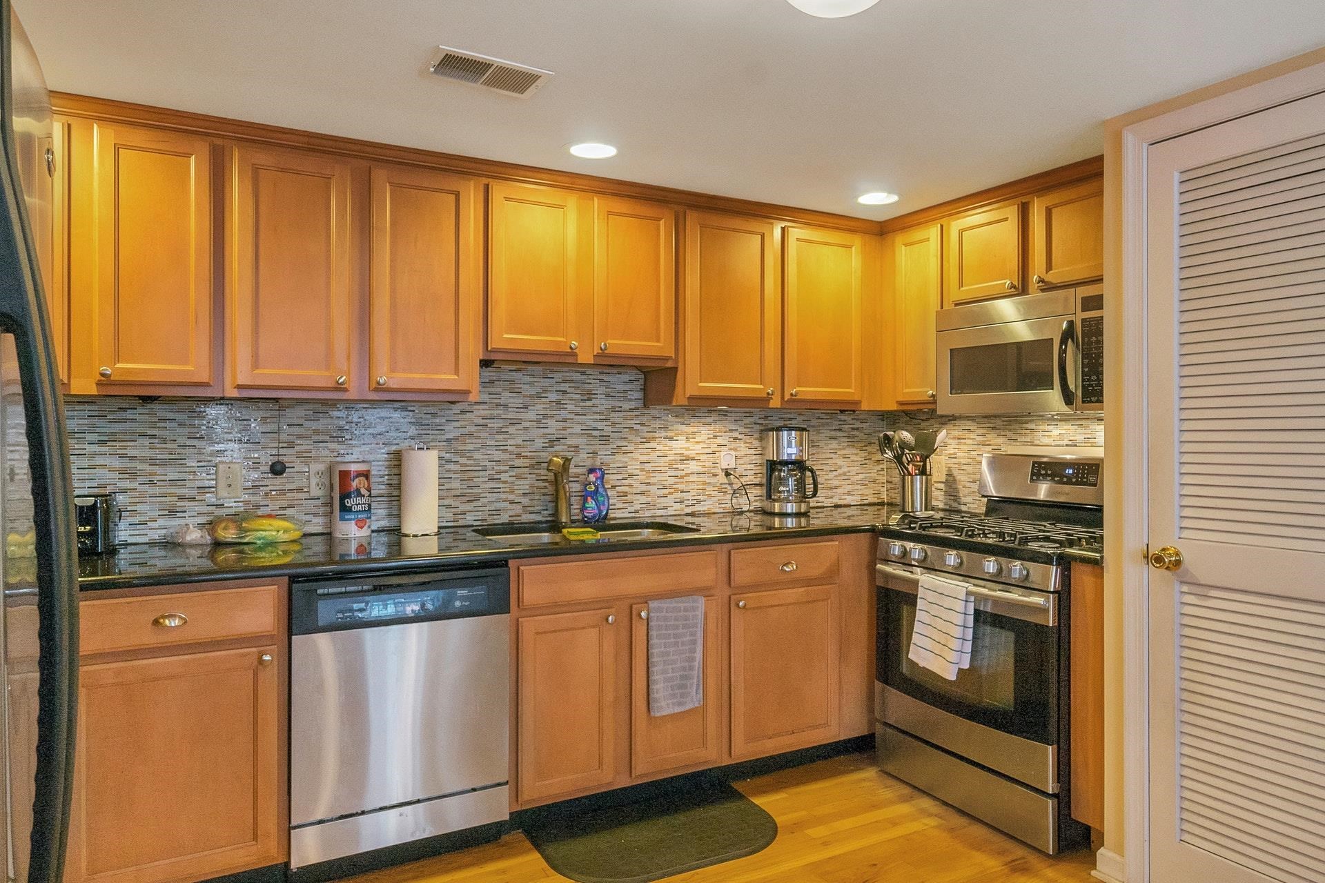 75 JEFFERSON ST Unit: 5