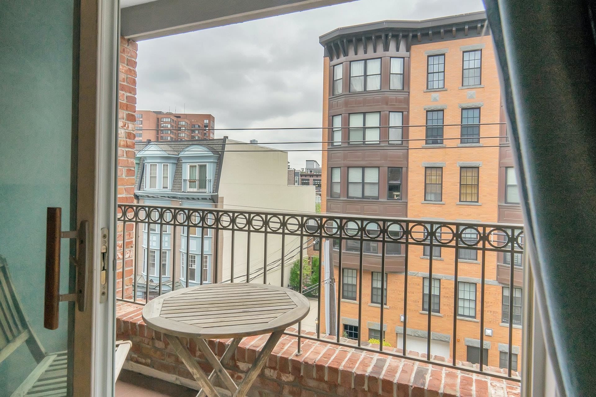 75 JEFFERSON ST Unit: 5