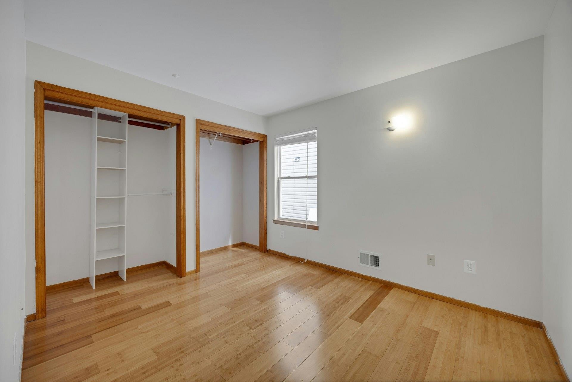 149 HOBART AVE
