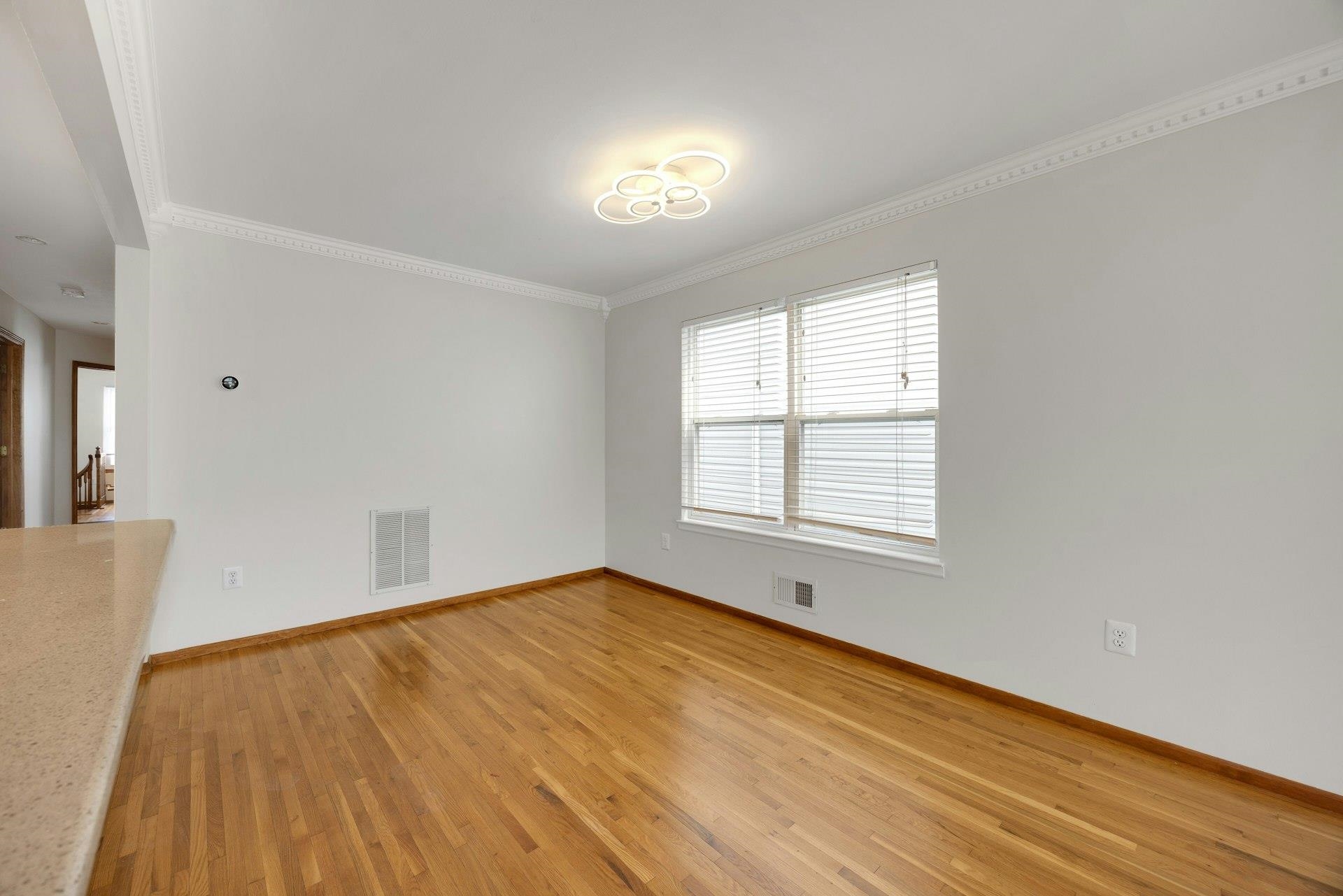 149 HOBART AVE
