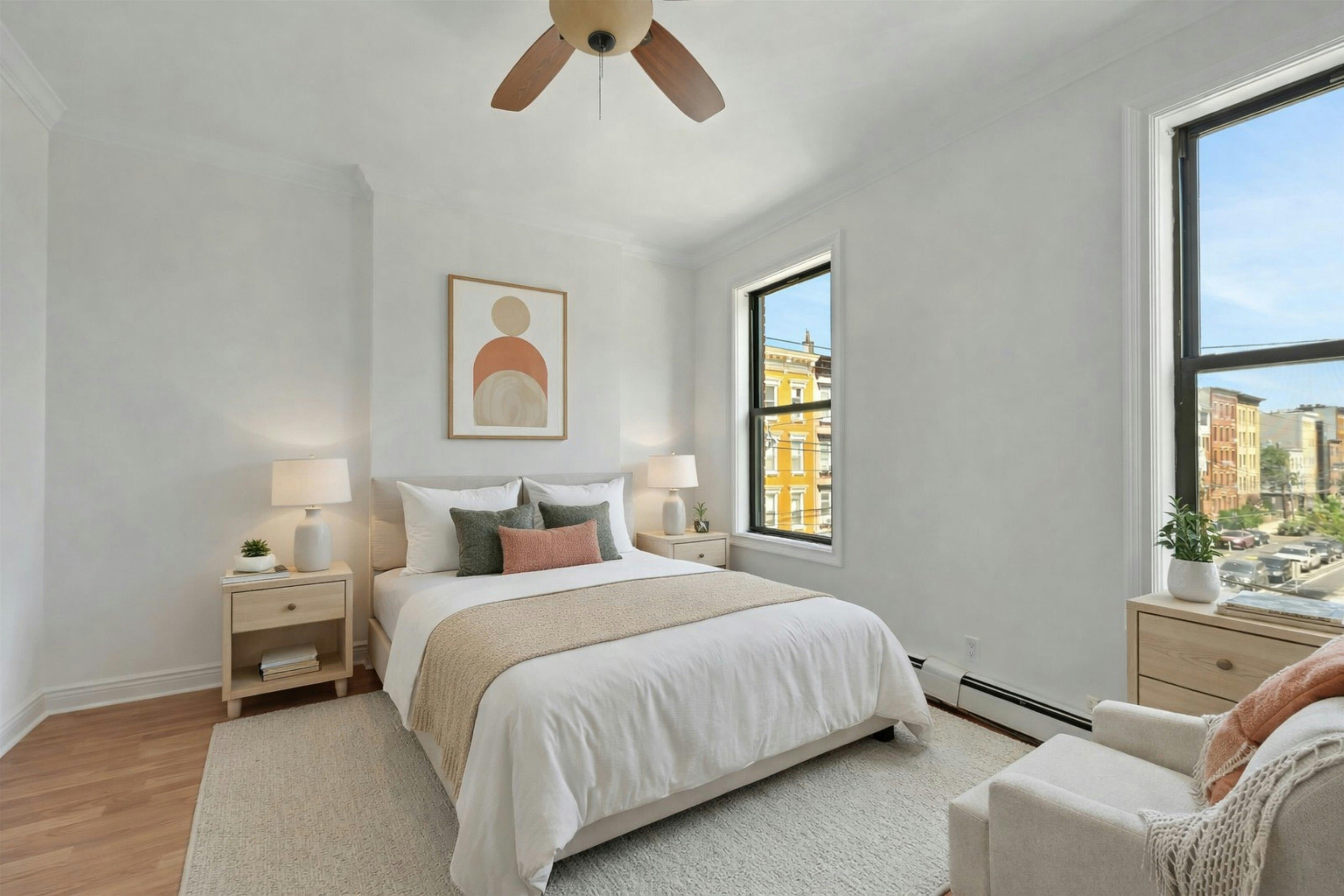 331 EAST GRAND ST Unit: 4