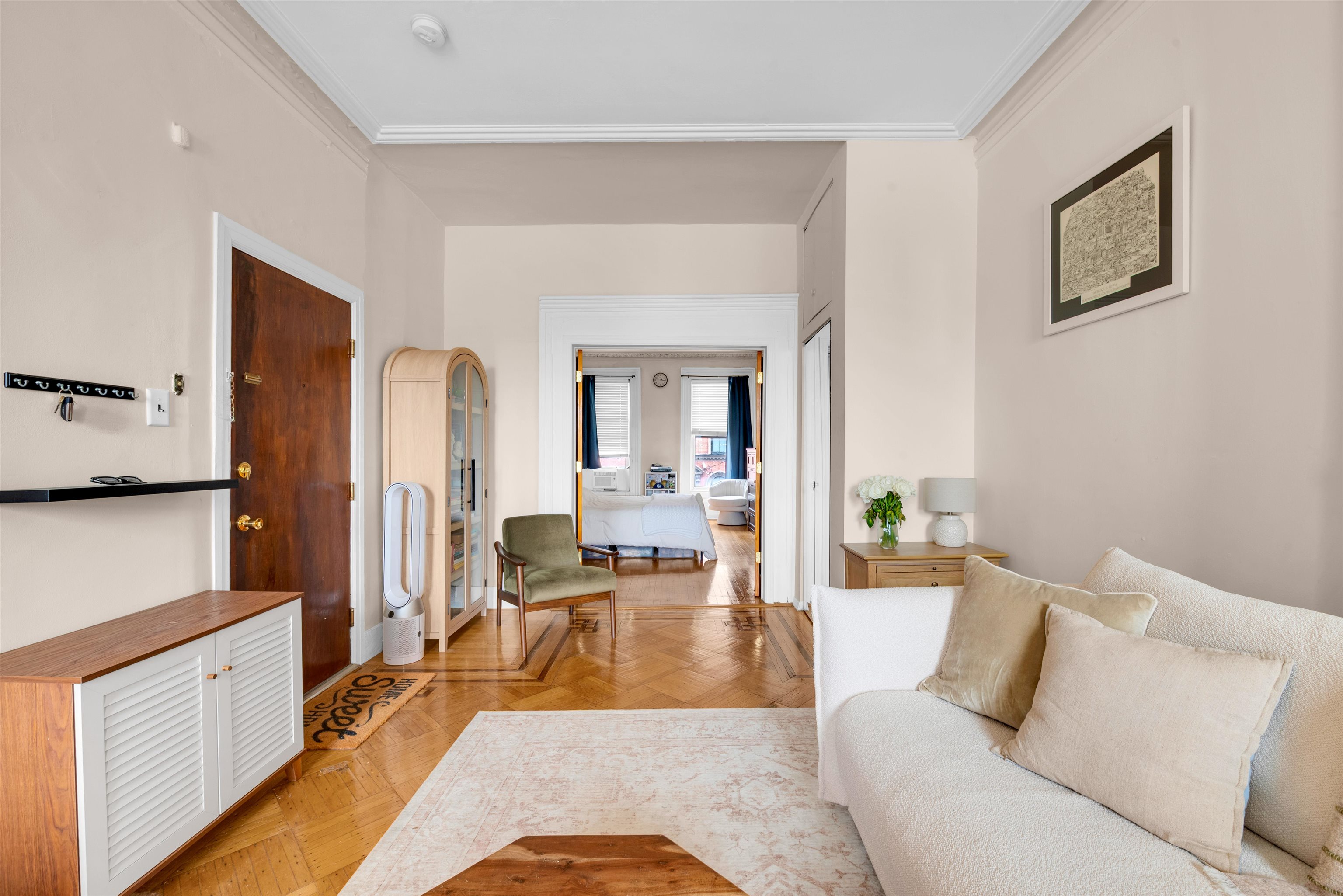 612 HUDSON ST Unit: 3