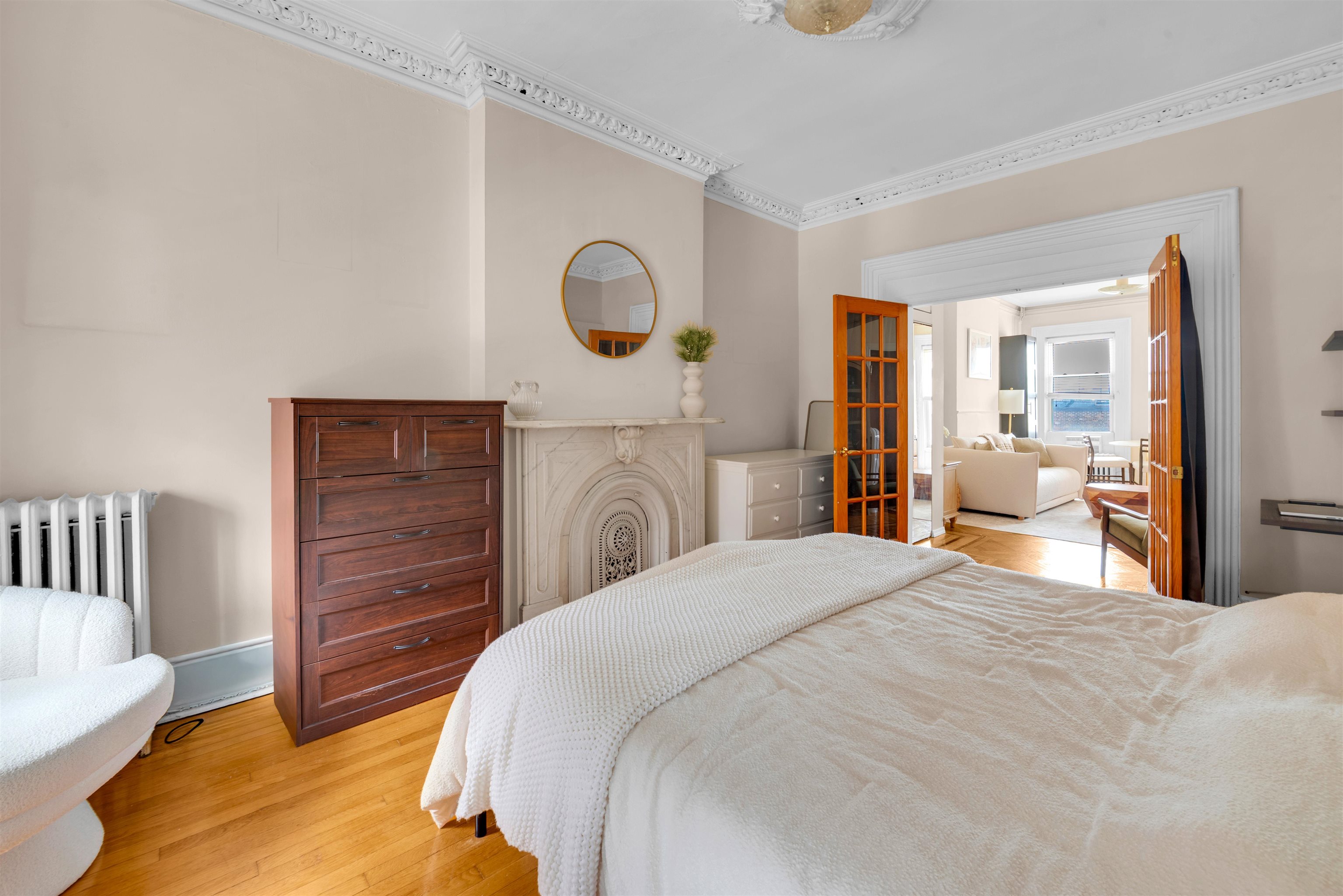 612 HUDSON ST Unit: 3