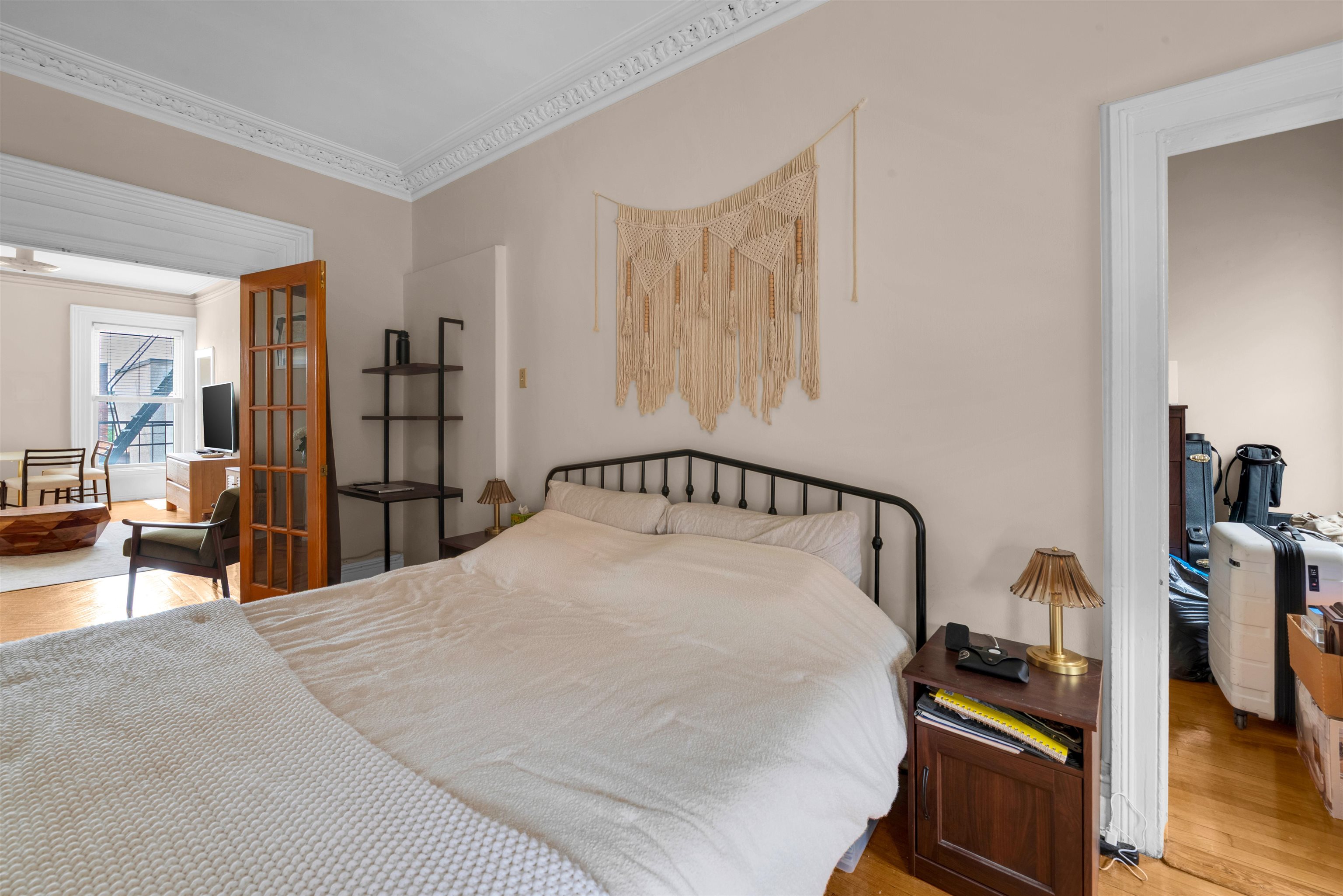612 HUDSON ST Unit: 3