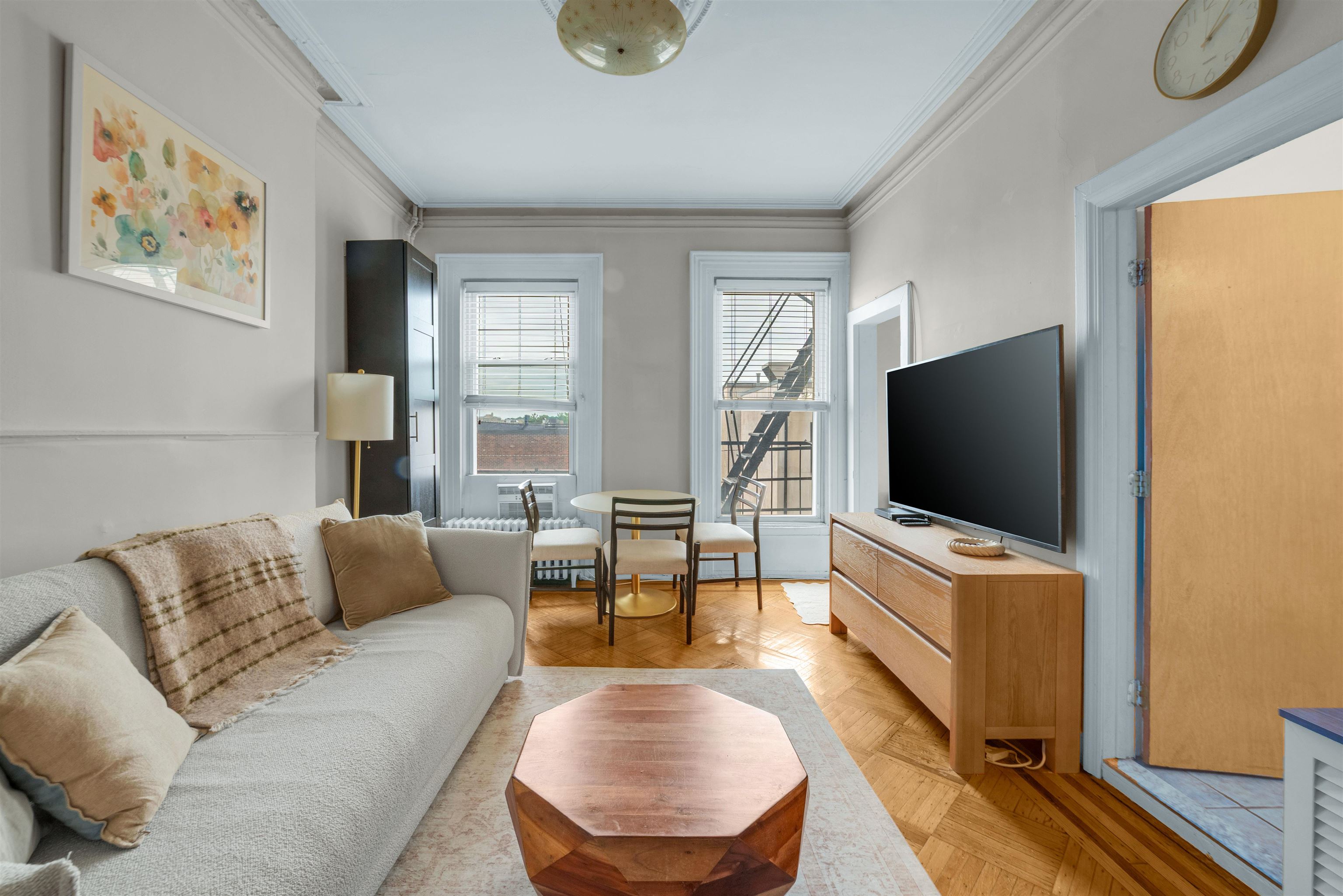 612 HUDSON ST Unit: 3