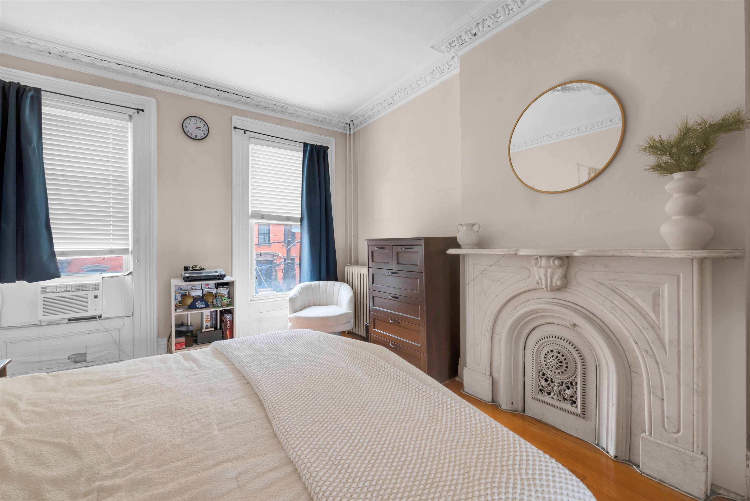 612 HUDSON ST Unit: 3
