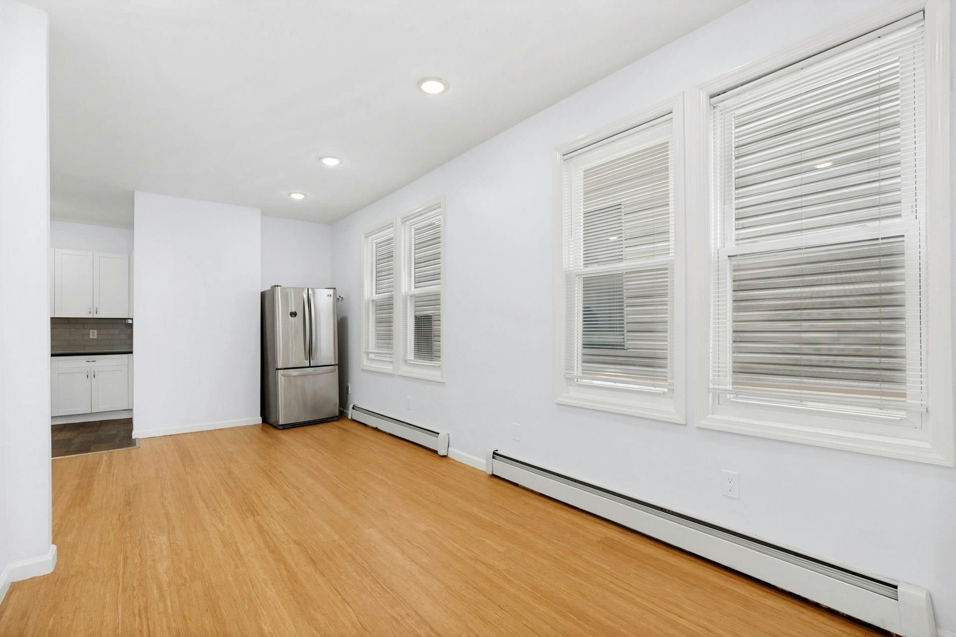 344 DANFORTH AVE Unit: Unit 1