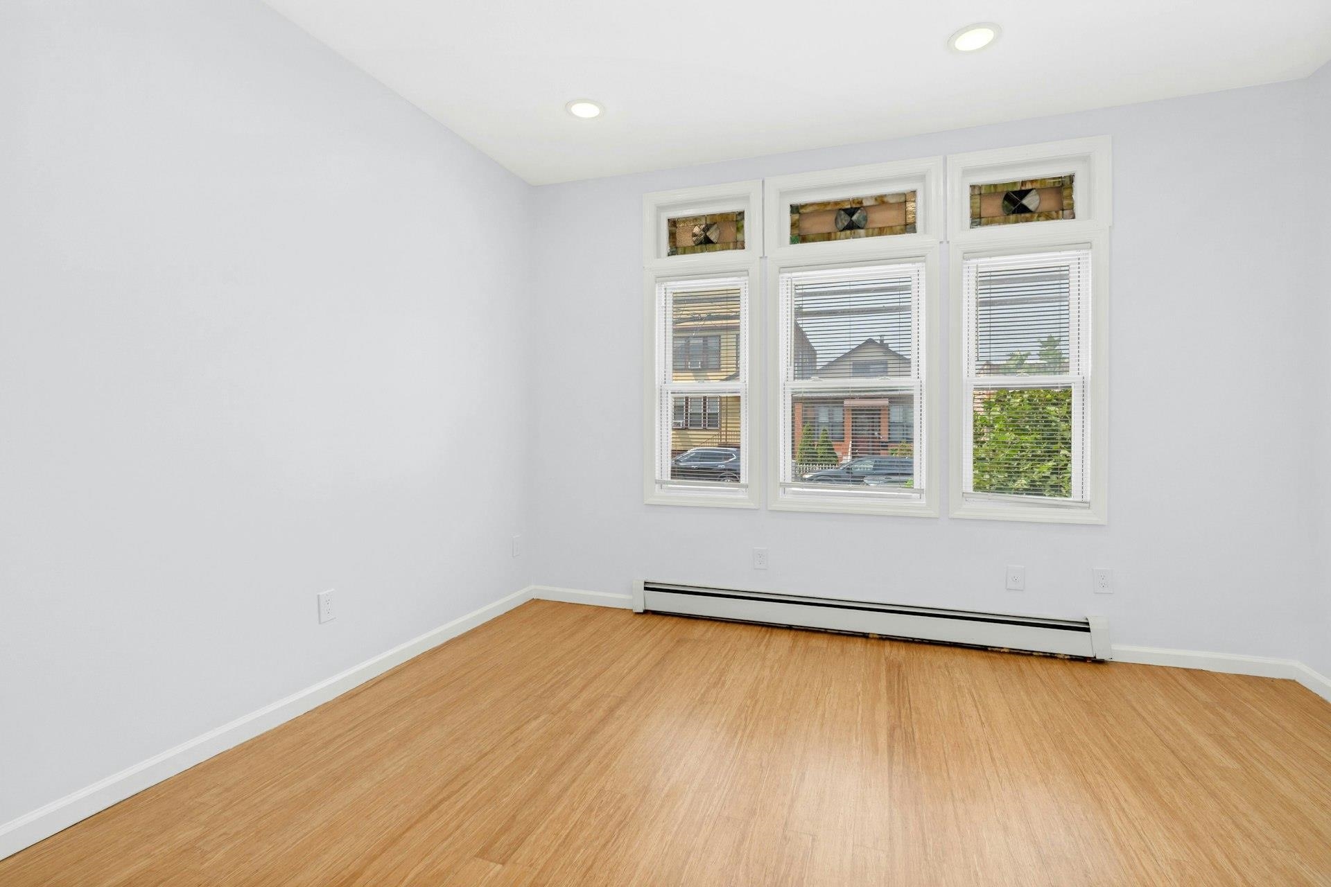 344 DANFORTH AVE Unit: Unit 1