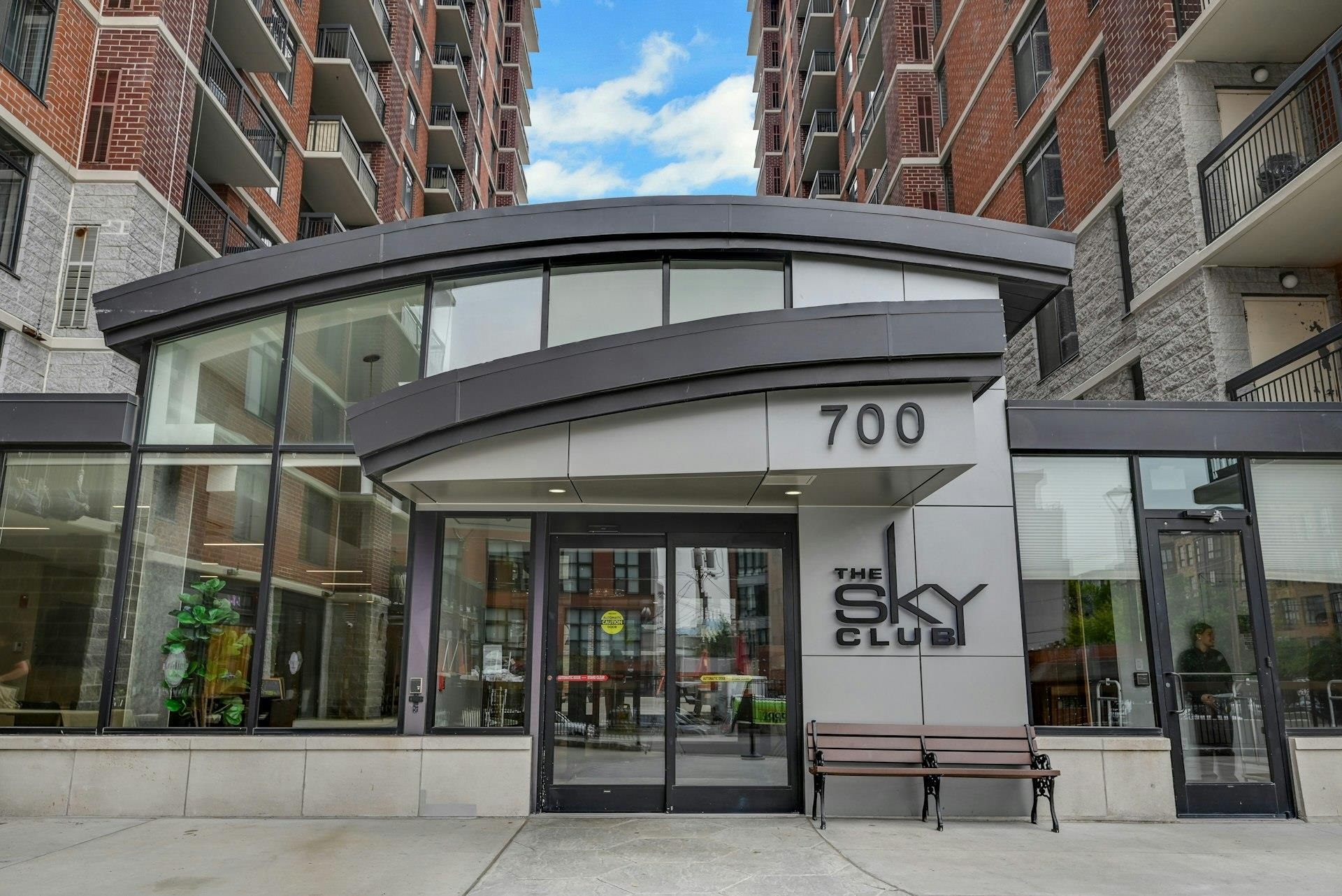 700 1ST ST Unit: 9W