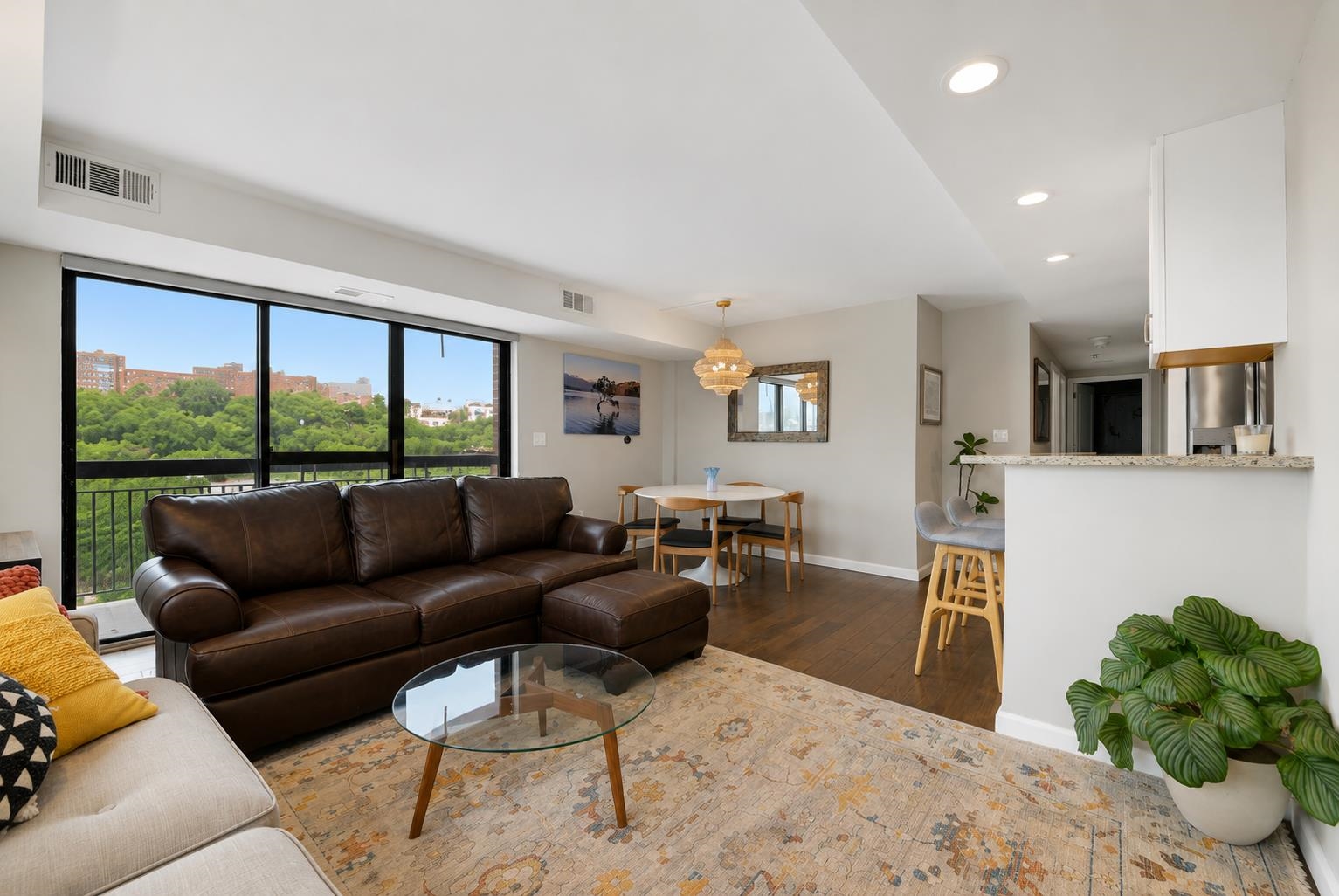 700 1ST ST Unit: 9W