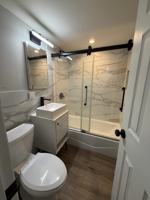 1120 50TH ST Unit: 8