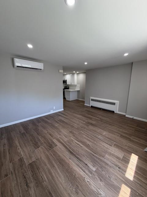 1120 50TH ST Unit: 8