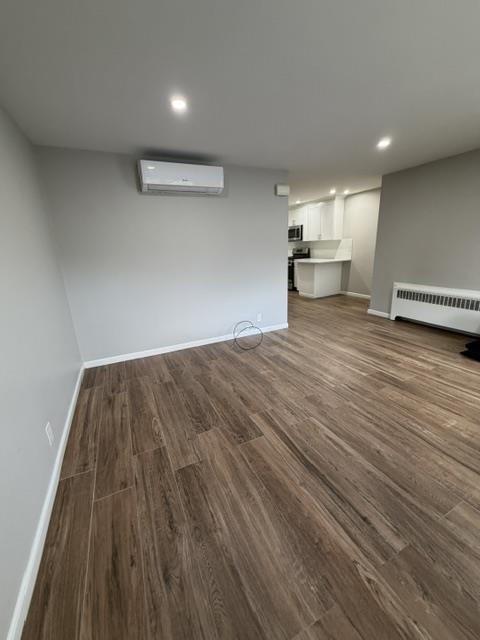 1120 50TH ST Unit: 8