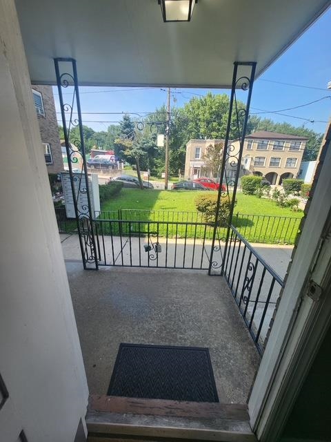 1120 50TH ST Unit: 8