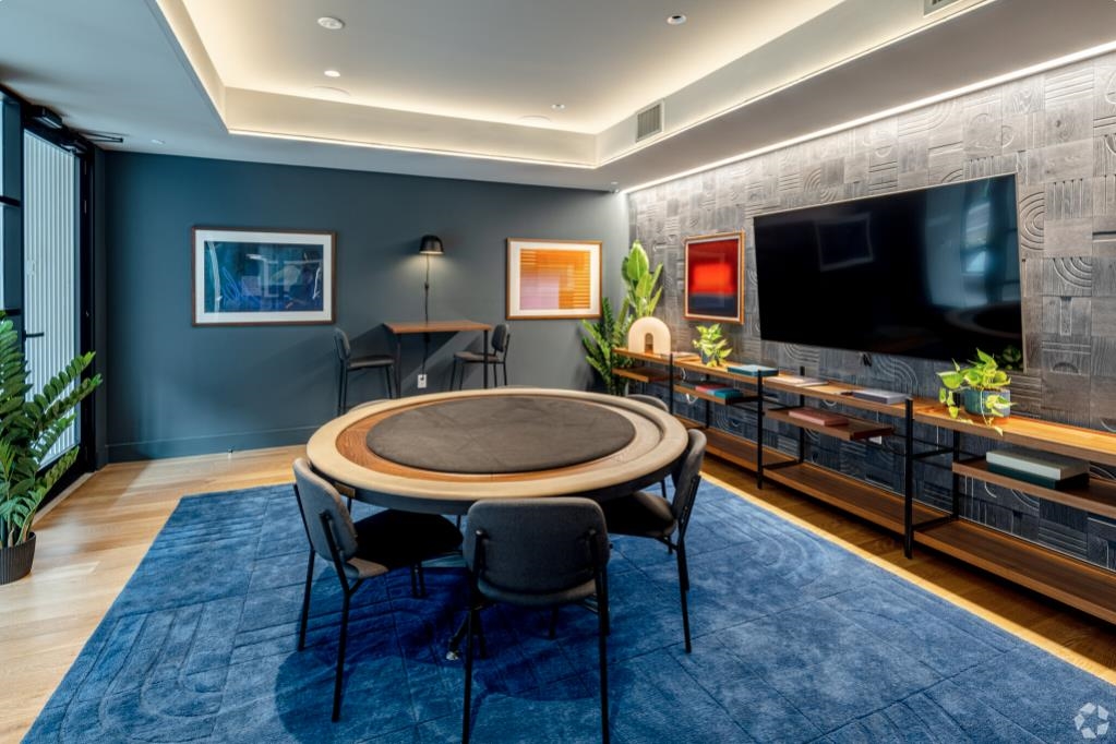 3 NEW YORK AVE Unit: 442